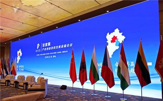 1R1G1B Stage Background LED Display IP40 P3.91 Rental Cabinet